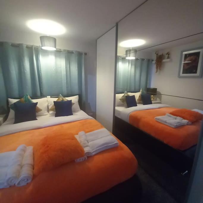 Golden Plush Suites - Beautiful Luxury 3 Bed House In Leicester Buitenkant foto
